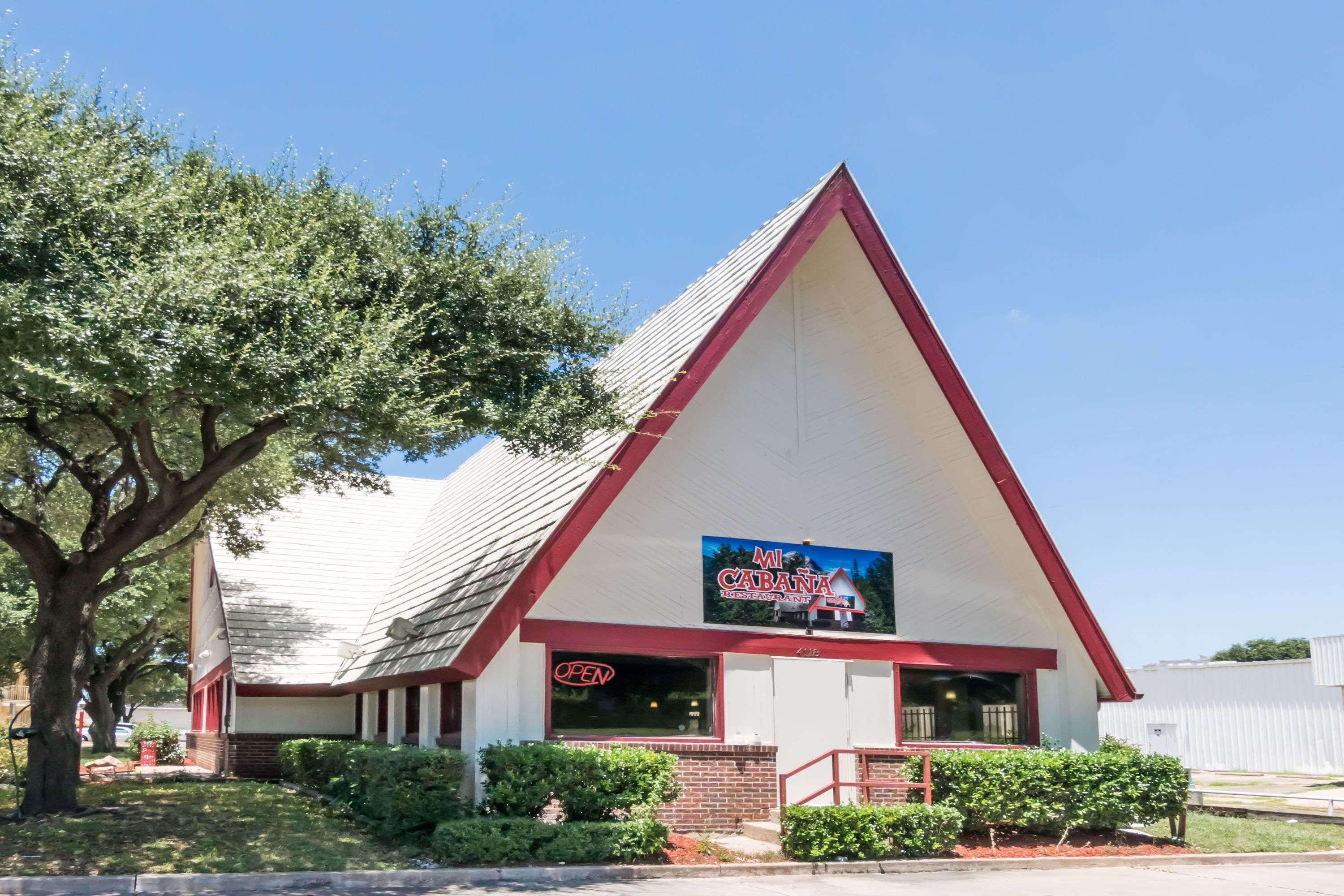 Days Inn South Austin Eksteriør billede