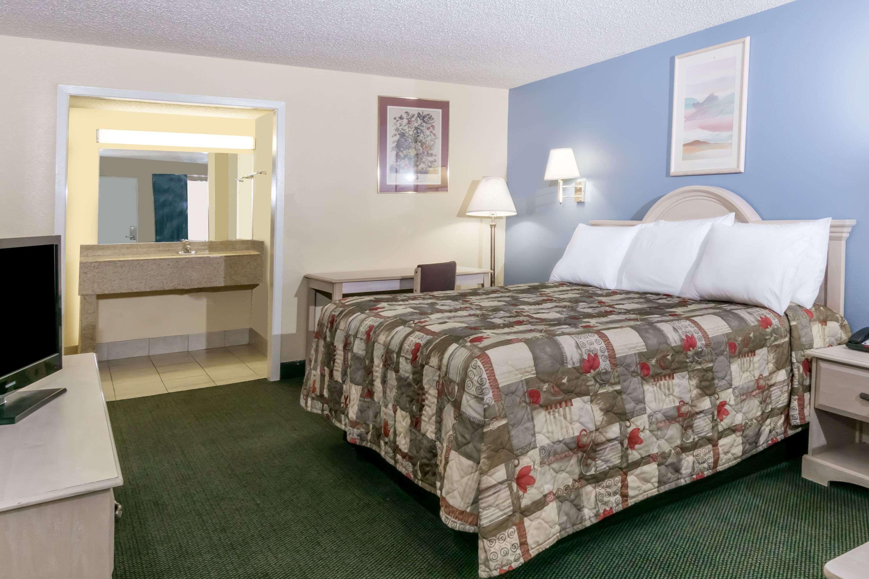 Days Inn South Austin Eksteriør billede